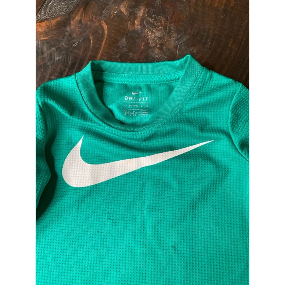 2T Nike Boy Winter Bundle with Jacket long sleeves and pants